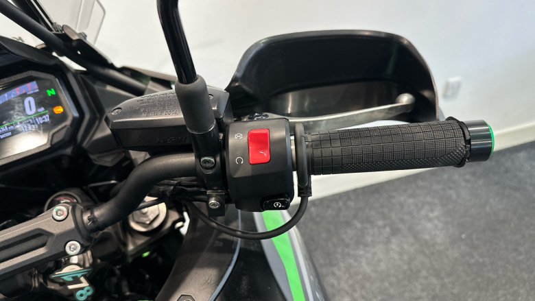 Kawasaki Versys 650 KLE650JPFAN (23MY)